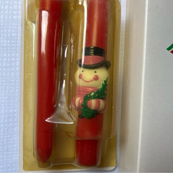 New Vintage Avon Dapper Snowman Two Red BayBerry Fragrance 10" Taper Candles - Picture 2 of 5
